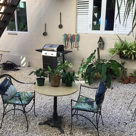 One Bedroom Apt 30 Steps From Prime Beach Generator Parking Included سان خوان المظهر الخارجي الصورة